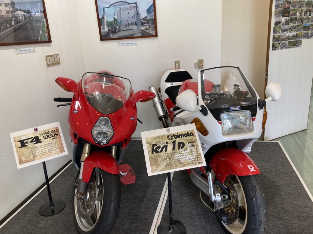 ビモータのいいバイクが展示されていました